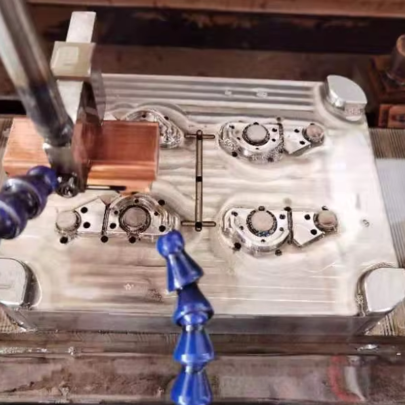Custom-Engineered Molded Keyboards from Flykeyboard8