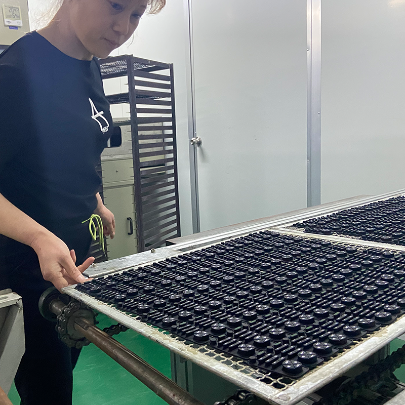 Accelerating Silicone Keypad Development with 3D Printing and CNC Molds8