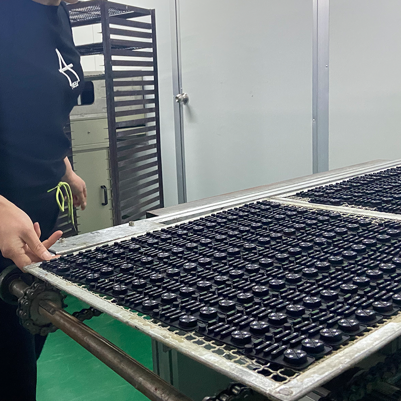 The Impact of Mold Cavity and Hot Runner Design on Surface Defects in Silicone Rubber Keypads9